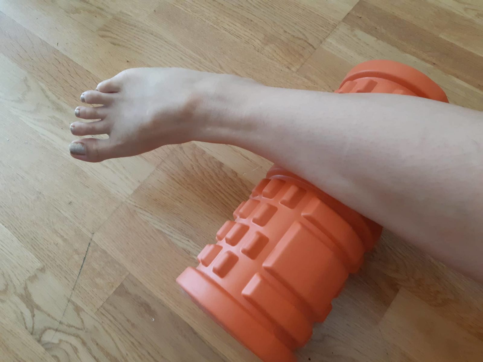 jalka ja pilatesrulla