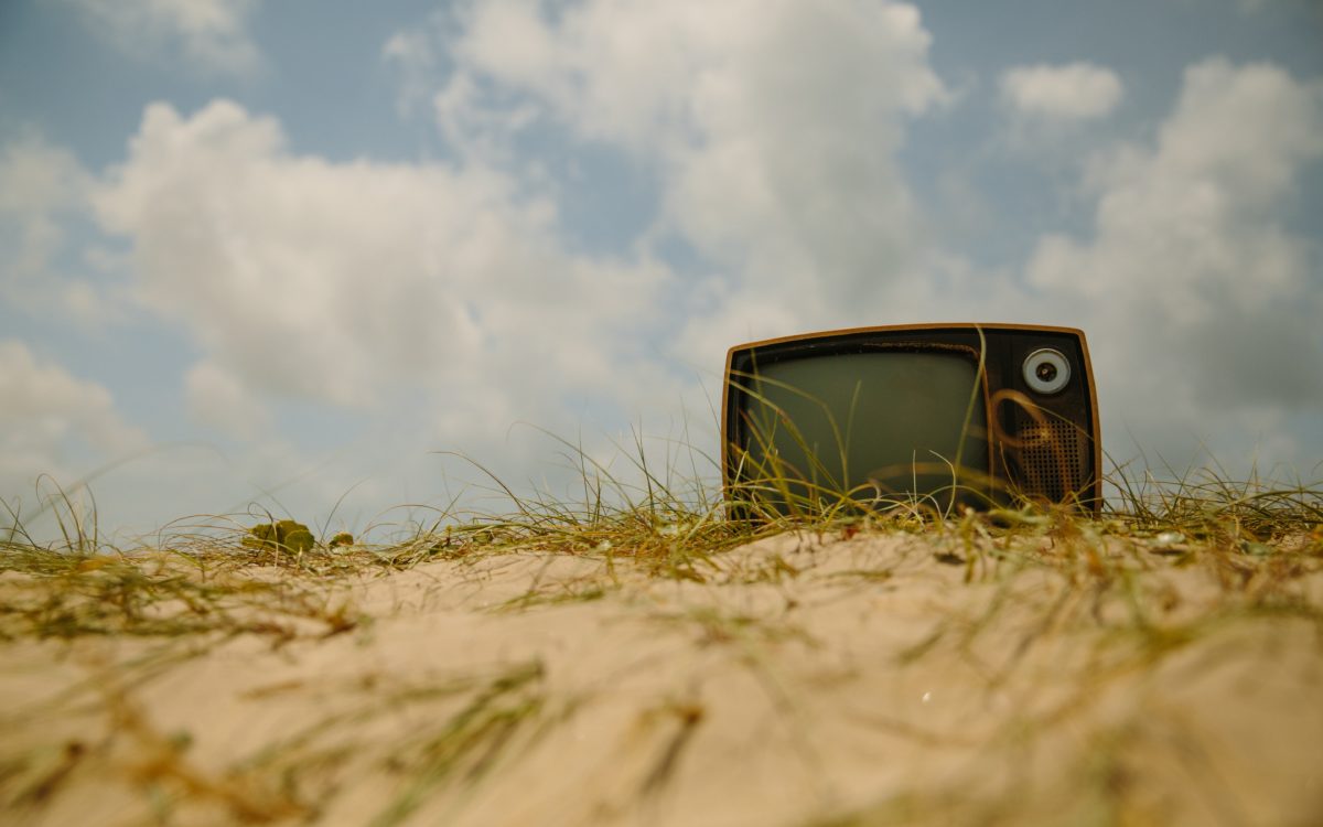 Televisio hiekalla